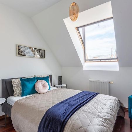 Deluxe Central Quentin Apartment 3Bedrm, 2Bathrm Budapest Kültér fotó