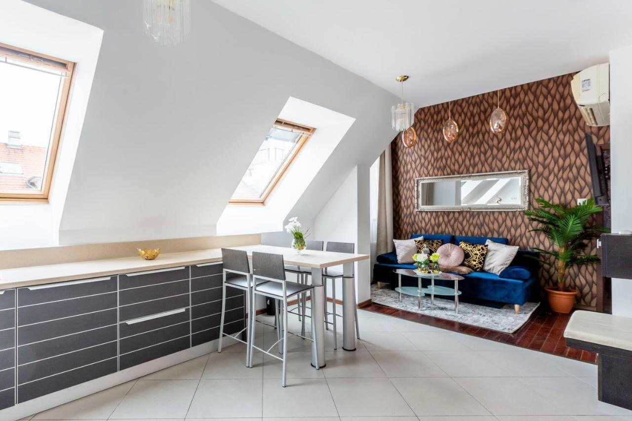 Deluxe Central Quentin Apartment 3Bedrm, 2Bathrm Budapest Kültér fotó